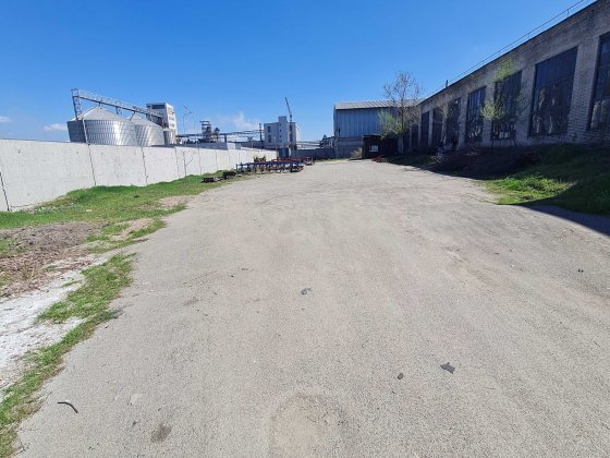 Охороняєма площадка, майданчик 500-1000 кв.м. Дніпро