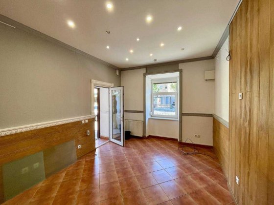 Оренда кутового приміщення на вул. Личаківська, 29 (Госпіталь) Львів