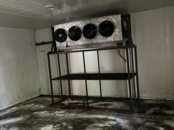 Сдам в оренду чи продам 2 холодильних склада (світло не вимикають)