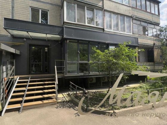 Оренда фасадного приміщення 50,8 м2 вул. Яноша Корчака Кафе/Салон Киев