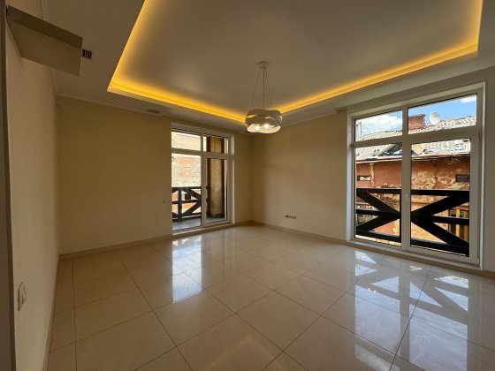 Оренда офісу 117м2 з терасою в новобудові на вул. Братів Міхновських Львів