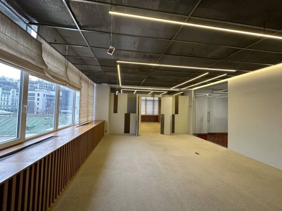 Центр, Подол, метро,  стильний офіс 110 кв.м. з панорамним видом Київ