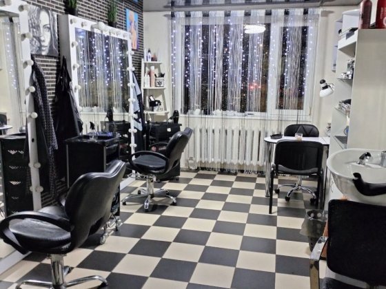 Аренда парикмахерского кресла/кушетки/кератин/маникюр/педикюр/ресницы/ Дніпро