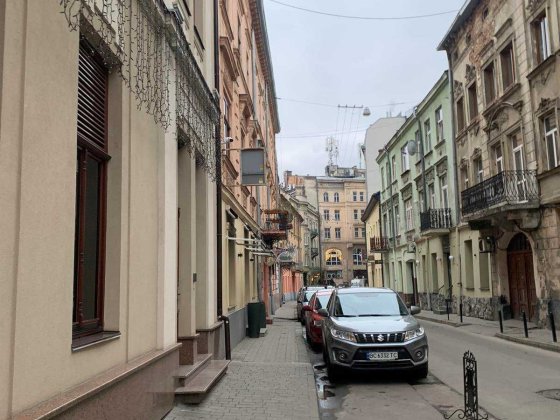 Оренда фасадного приміщення на куті з пр. Свободи Львів