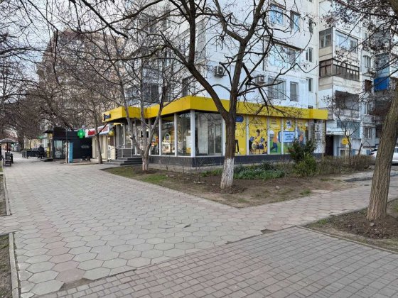 Угловое фасадное помещение. Таирово. ул  Ак  Глушко. Одесса