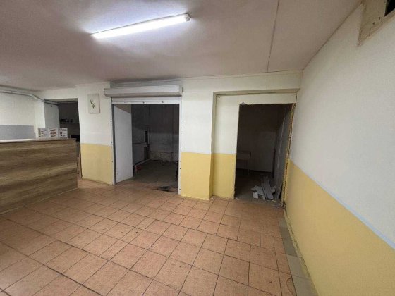 Сдам помещение на Титова.Красная линия 5м2 Дніпро