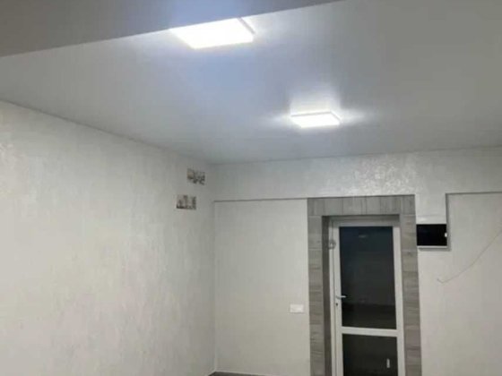 в. Левандівка приміщення 20кв.м. недорого під офіс, магазин, салон Львов