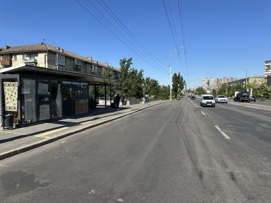 Аренда киоска / остановочного комплекса Пр. Соборности 22 Киев