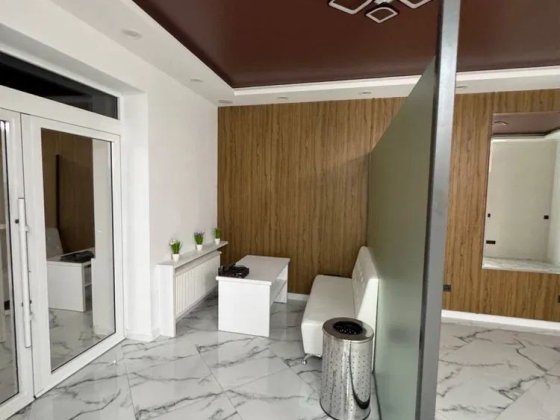 ! Сдам офис Каманина под студию салон магазин 27 жемчужина фасад СВЕТ! Одесса