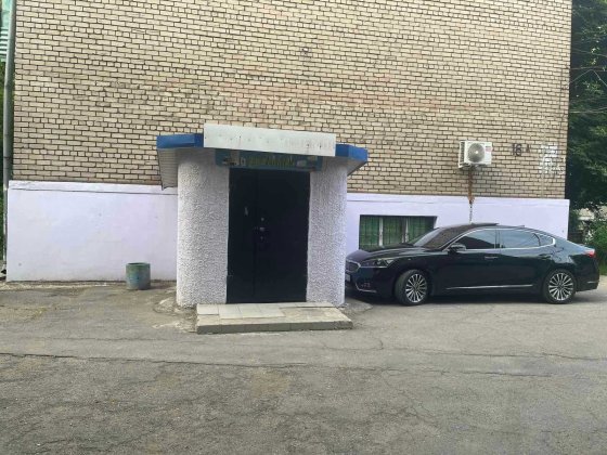 Сдается комната в нежилом помещениии