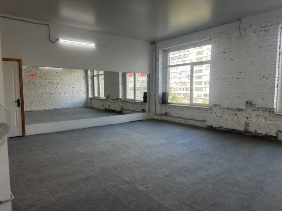 Оренда танцювального залу в центрі міста Дніпро