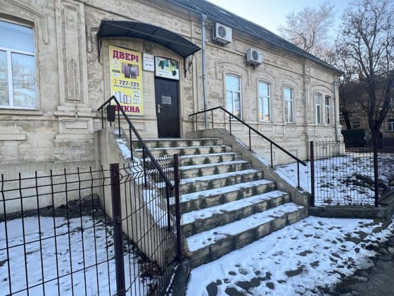 Здаю в оренду приміщення Фасадне в Центрі, 550 кв м Миколаїв