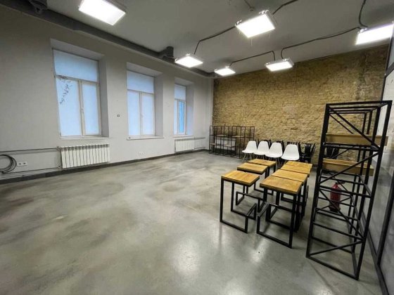 Без%! Оренда офісу м.Театральна вул. Пушкінська (126 кв.м.) Київ