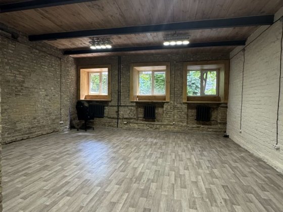 Оренда Нежитлове приміщення ЦЕНТР ЦУМ Чикаленко 8Б Офіс склад Киев