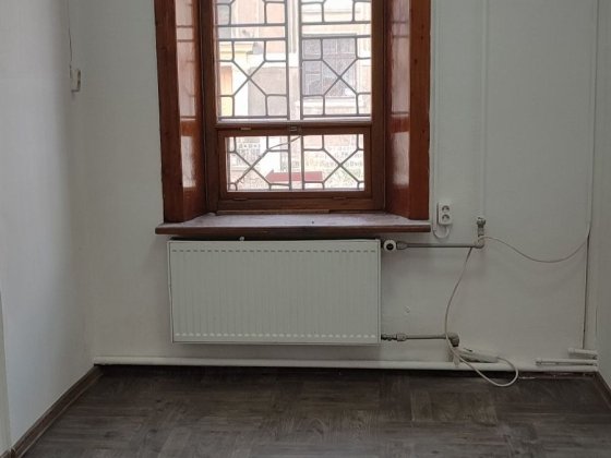 Оренда кабінету 13 м кв, з підводом води, центр міста Дніпро