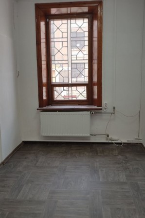 Оренда кабінету 13 м кв, з підводом води, центр міста - фото 1