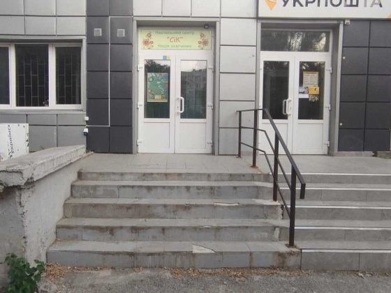 1 пов, окремий вхід, 82 м2, бульвар Будівельників, 5