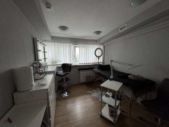 Оренда кабінету/кушетка/дзеркало на 15 днів Киев
