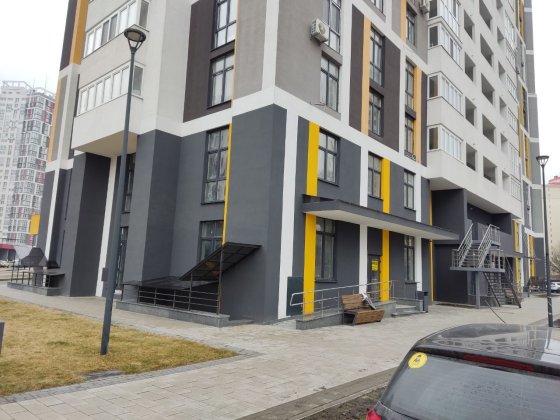 Услуги-Салон-Медицина-Спорт(130м.кв) ЖК Русановская Га Киев