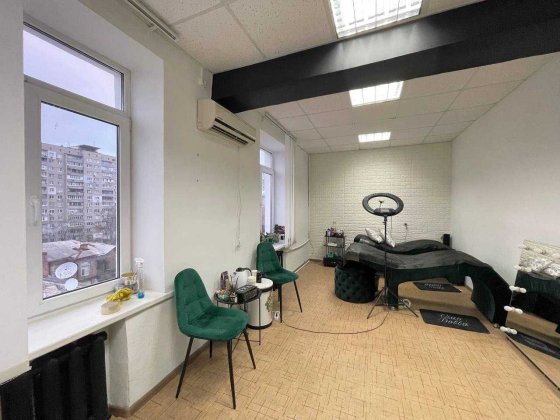 Сдам офис 32,2 кв.м. два кабинета. Центр города. Без залогового! Дніпро