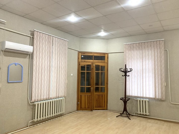 Комфортний офіс у престижному районі Миколаєва - фото 1