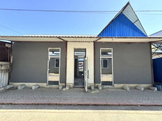 Аренда магазина на рынке на Привокзальной площади Миколаїв