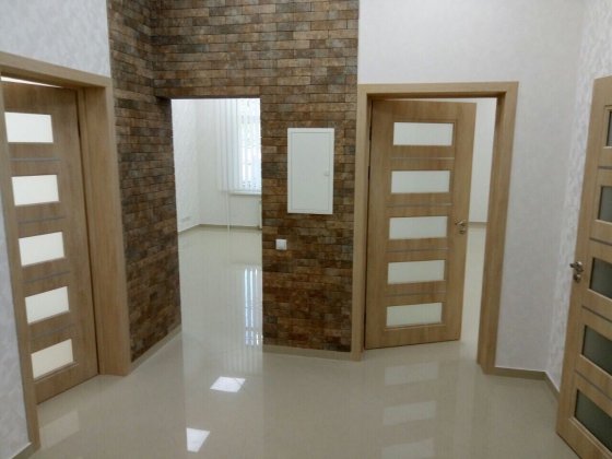 Офіс 100 кв. м. Чернігівське, перший поверх, окремий вхід. Київ