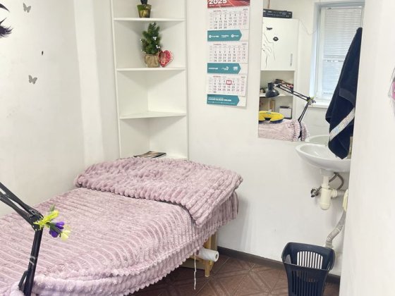 Сдается кабинет в действующем салоне красоты Дніпро