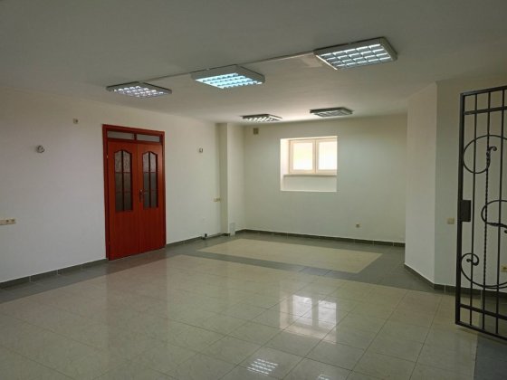 Оркнда комер приміщення Власник Львів