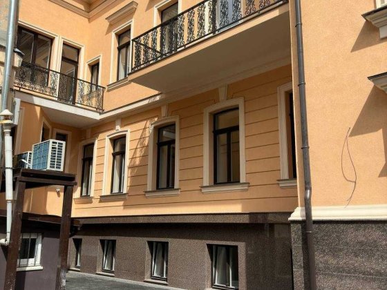 Аренда этажа в здании бизнес класса! Соборная площадь! 1V7