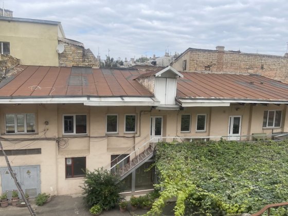 Аренда отдельно стоящего здания(двор),Идеально под медицинский центр, Одесса