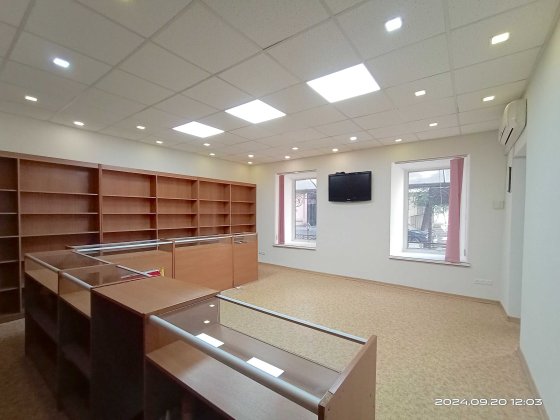 Аренда на Дерибасовской,16/ Офис Салон Магазин 35м²/ Двор «Лотос Мира» Одеса