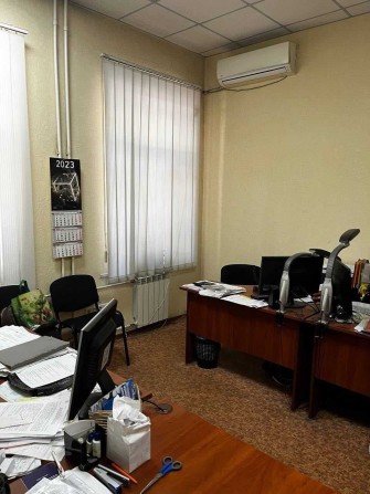 Довгострокова оренда приміщення в центрі міста - фото 1