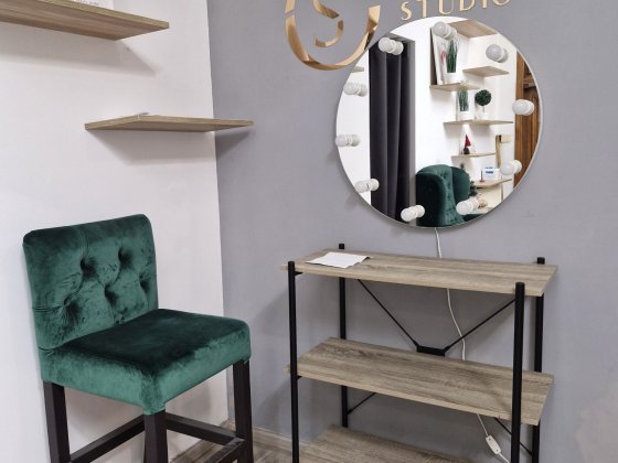 Оренда кабінету для майстра масажиста/косметолог, манікюр, бровист Львов