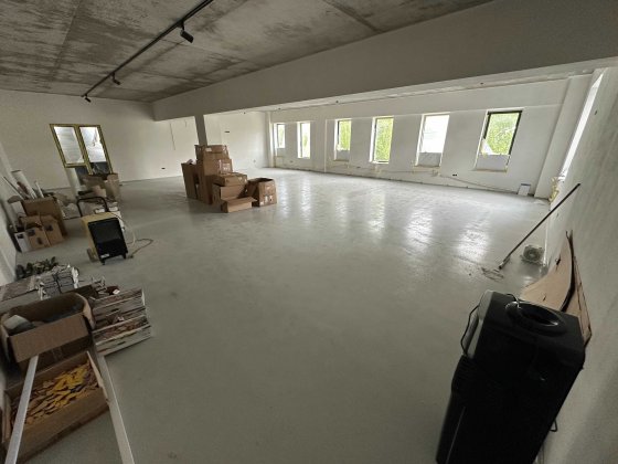 Оренда складських та офісних приміщень біля ЛЦ Порт Львов