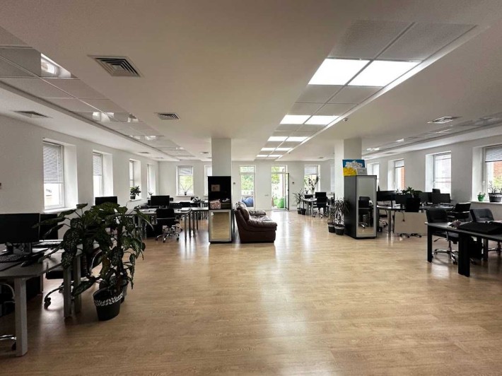 Без %! Оренда під офіс будівлі на печерську. Опен-спейс. (800 кв.м.) - фото 1