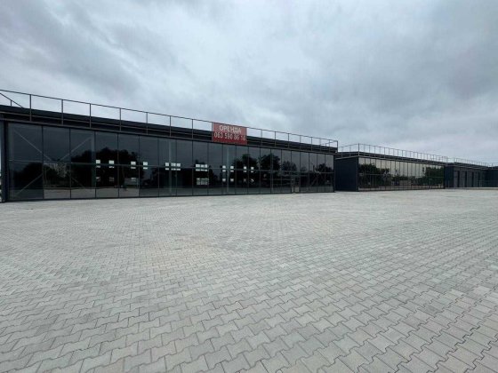 Аренда магазина, фасад, 1000 кв.м, Два столба