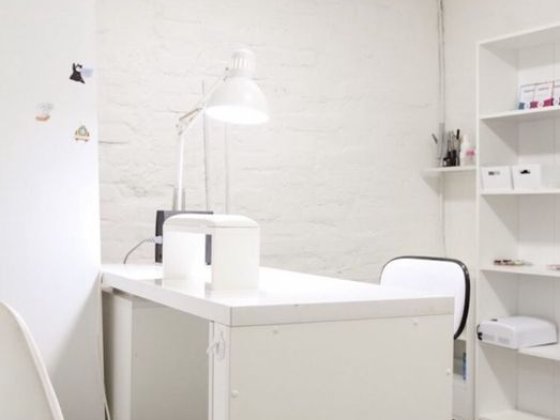 Сдам место Мастеру маникюра в центре Одесса