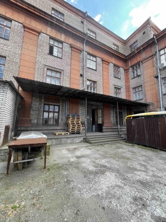 Здається в оренду складське приміщення в адміністративній будівлі - фото 1