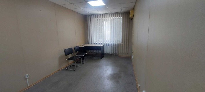 Оренда 1-й поверх Центр під зберігання, послуги 18 м.кв - фото 1