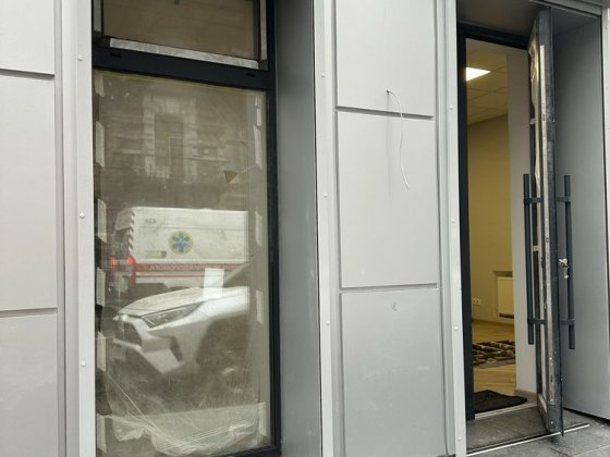 !!Бе комиссии !!!новое фасадное помещение в проходном месте 75м Одесса