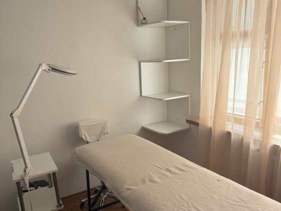 Оренда кабінет Оболонь, місце кушетка м.Мінська Киев