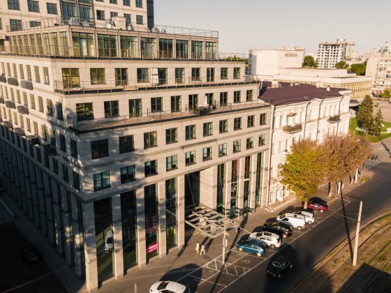 Сдам помещение в центре БЦ LUX свободного назначения 28 м2. Дніпро