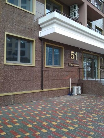 Нежилое помещение с фасадным входом в 51 Жемчужине. - фото 1