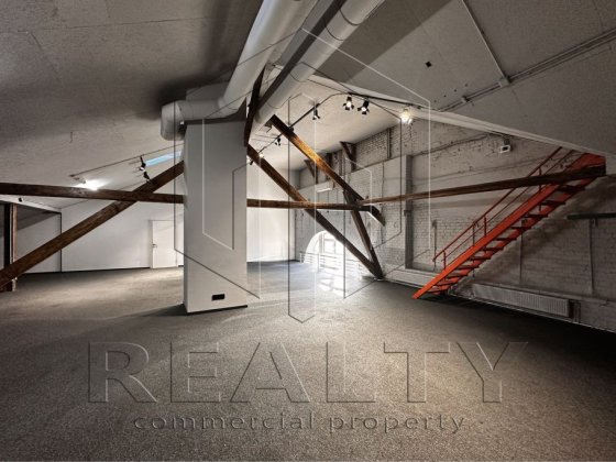 Сдам офис 976 м² на Греческой Одеса