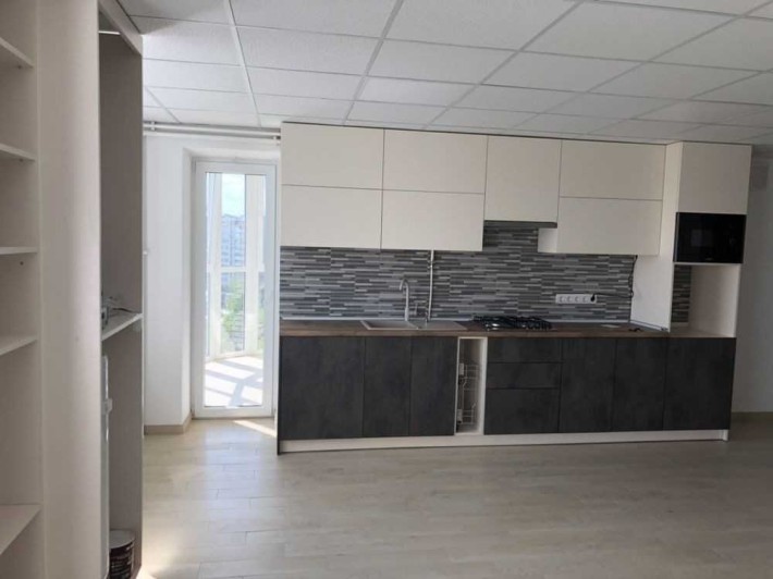 Оренда офісного приміщення 180 м2 на 10 поверсі вул. Наукова - фото 1