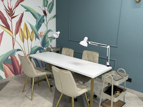 Оренда робочого місця для майстрів манікюру/педікюру Львів