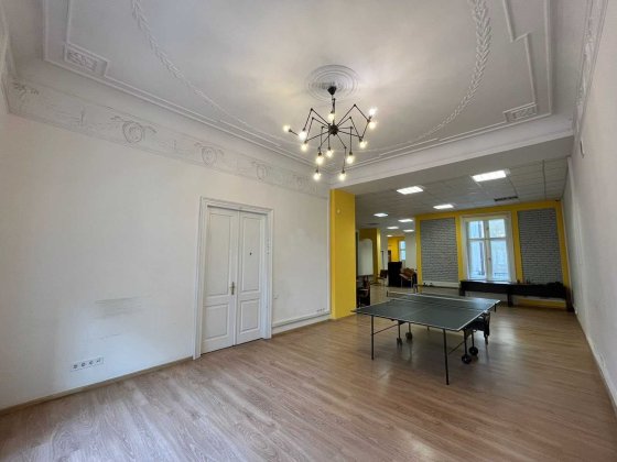 Оренда офісу по вул.Саксаганського (177 м.кв.). Львов