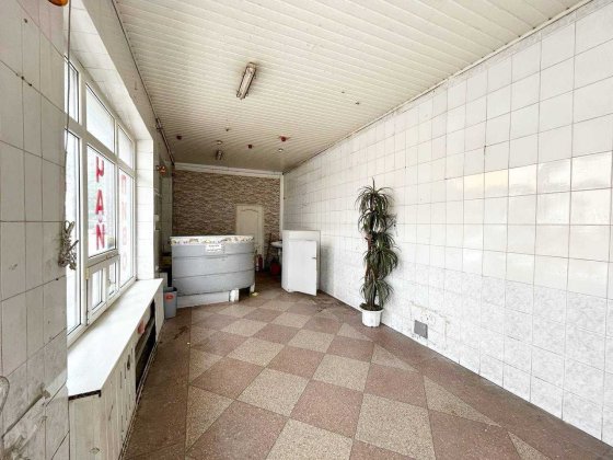 Здам приміщення, магазин 25 м2 з окремим входом з червоної лінії Дніпро