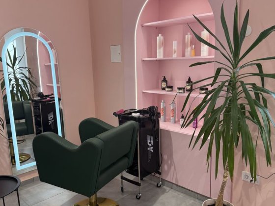 Оренда перукарського крісла Львов